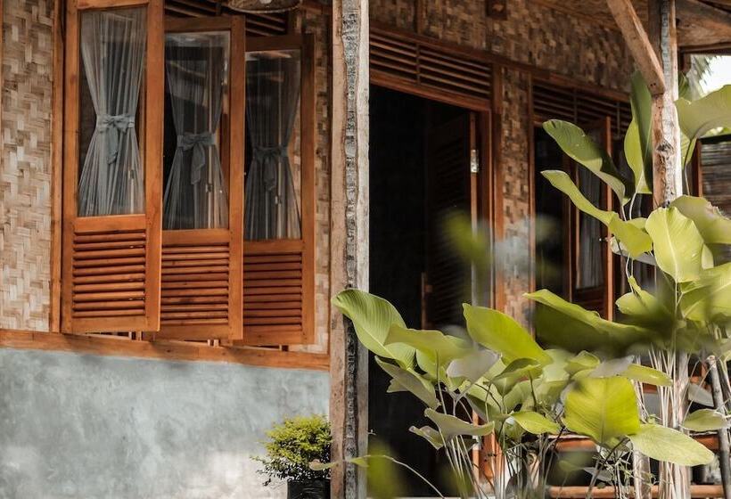 酒店 Cianjur Paddies Hostel