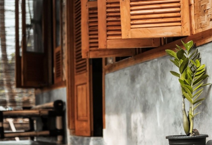 酒店 Cianjur Paddies Hostel