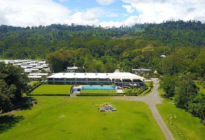 Crossroads Hotel Lae