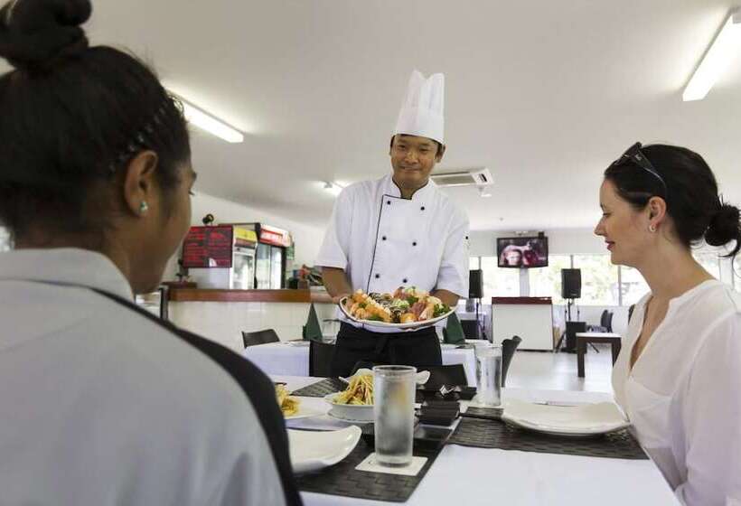 Crossroads Hotel Lae