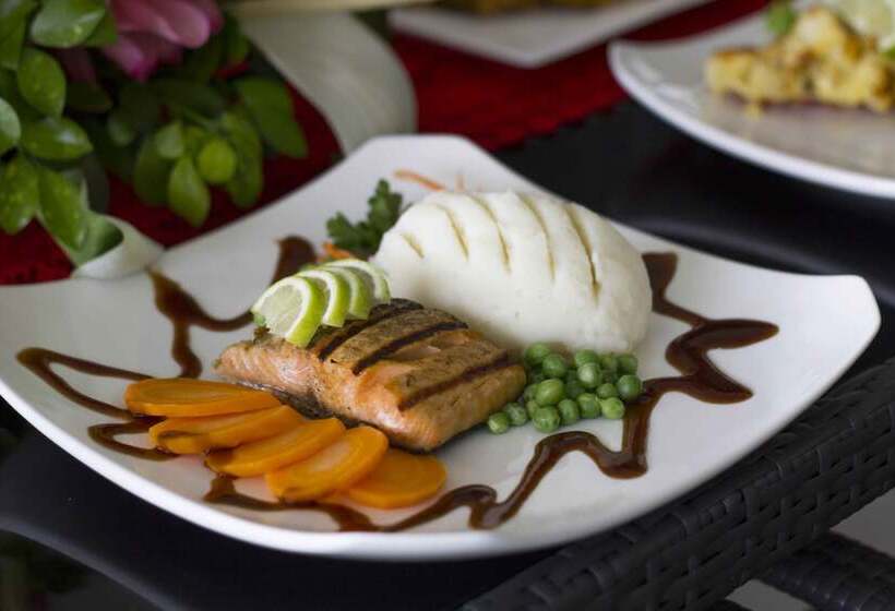 Crossroads Hotel Lae