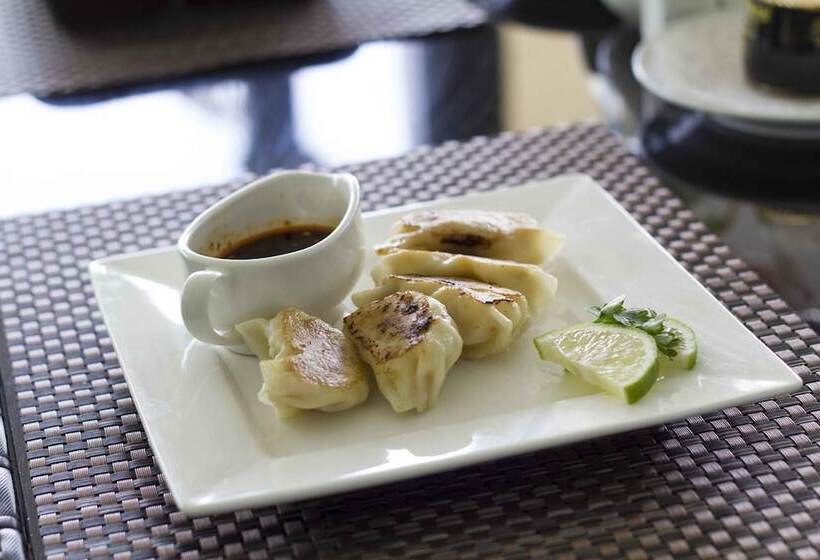 Crossroads Hotel Lae