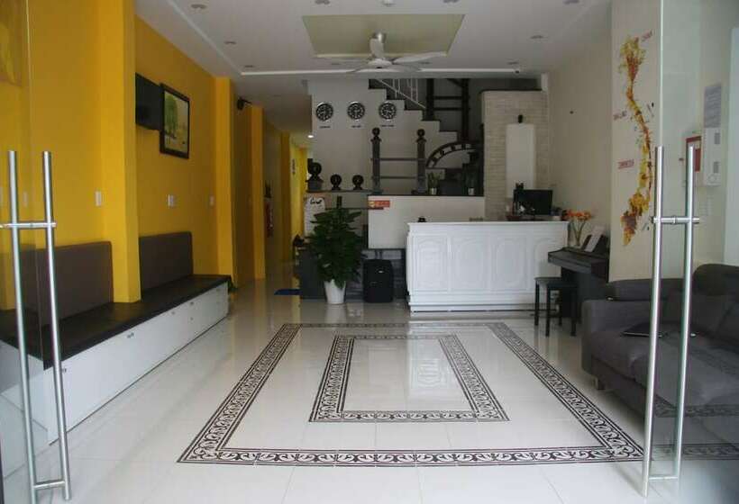 هتل Dango Hostel