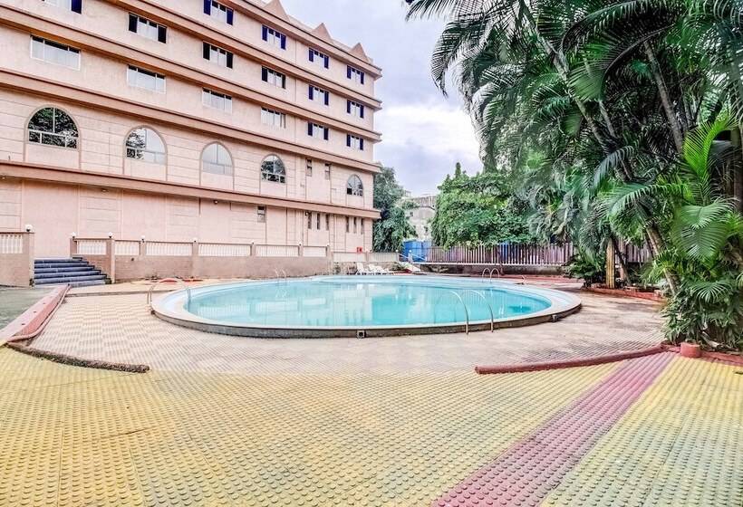 בית מלון כפרי Dhuri Resort