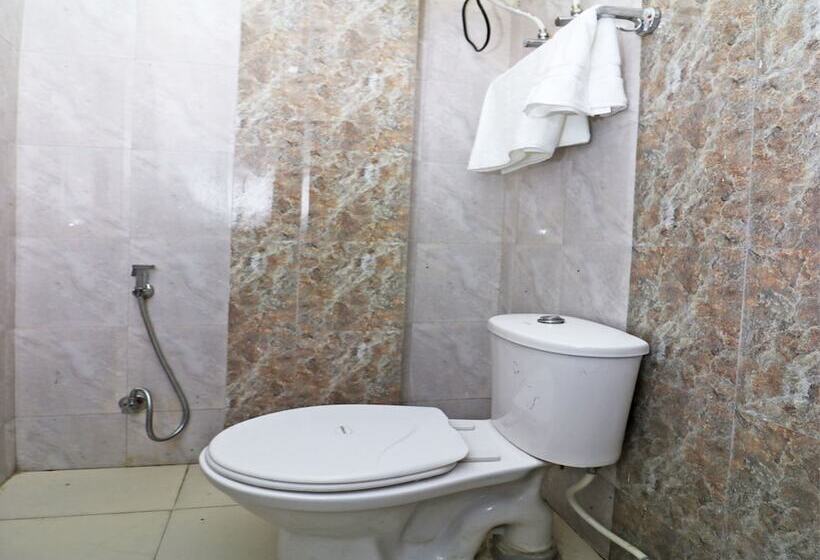 Отель Down Da Village By Oyo Rooms