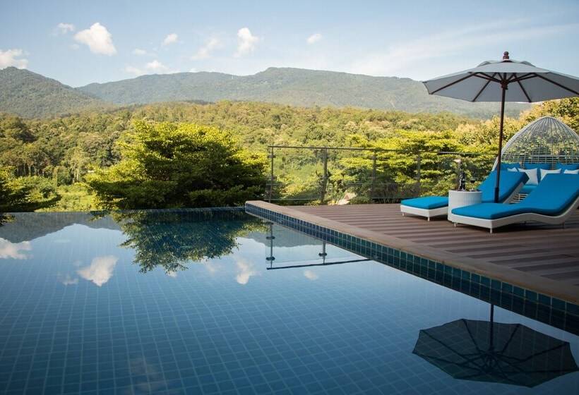 هتل E Outfitting Valley Resort