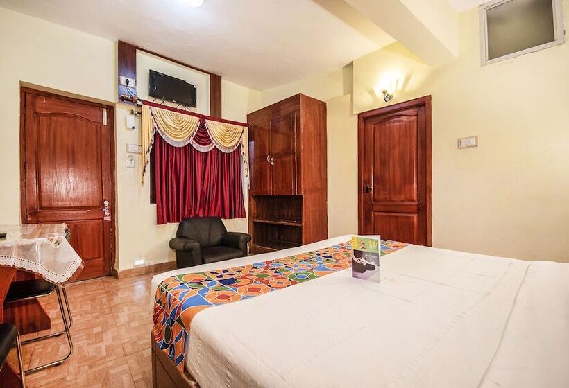 Fabhotel Roshan Residency   Nr Kurinji Andavar Temple