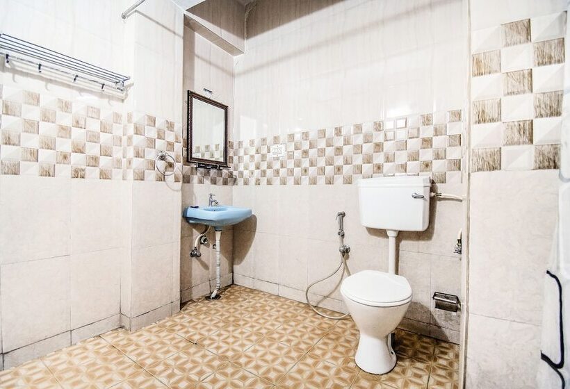 Fabhotel Roshan Residency   Nr Kurinji Andavar Temple