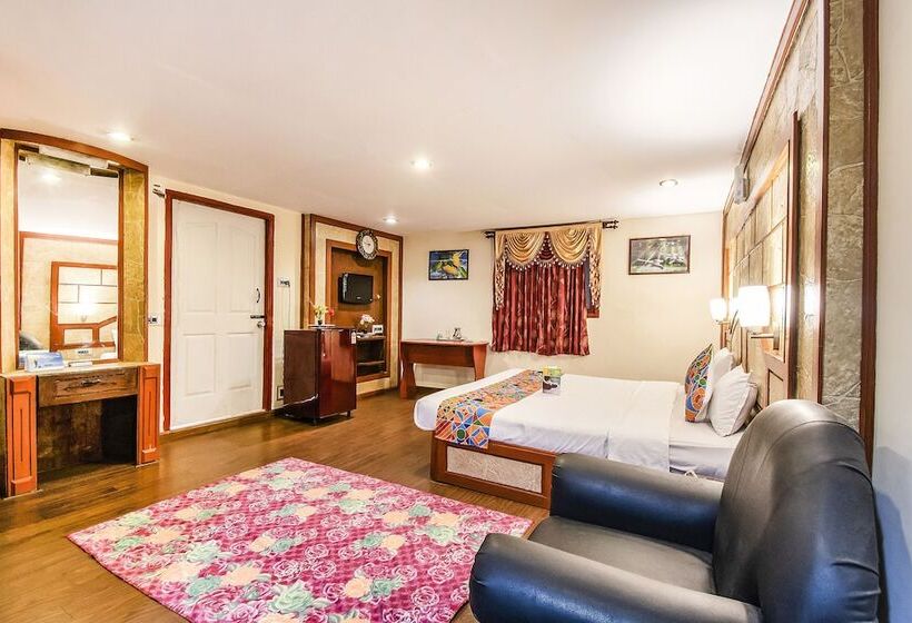 Fabhotel Roshan Residency   Nr Kurinji Andavar Temple