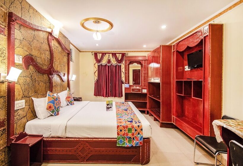 Fabhotel Roshan Residency   Nr Kurinji Andavar Temple