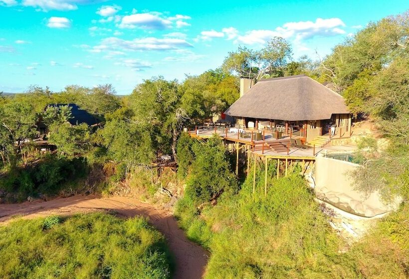 فندق Garonga Safari Camp