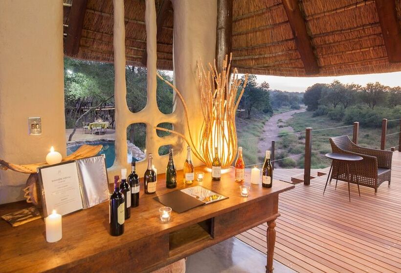 فندق Garonga Safari Camp