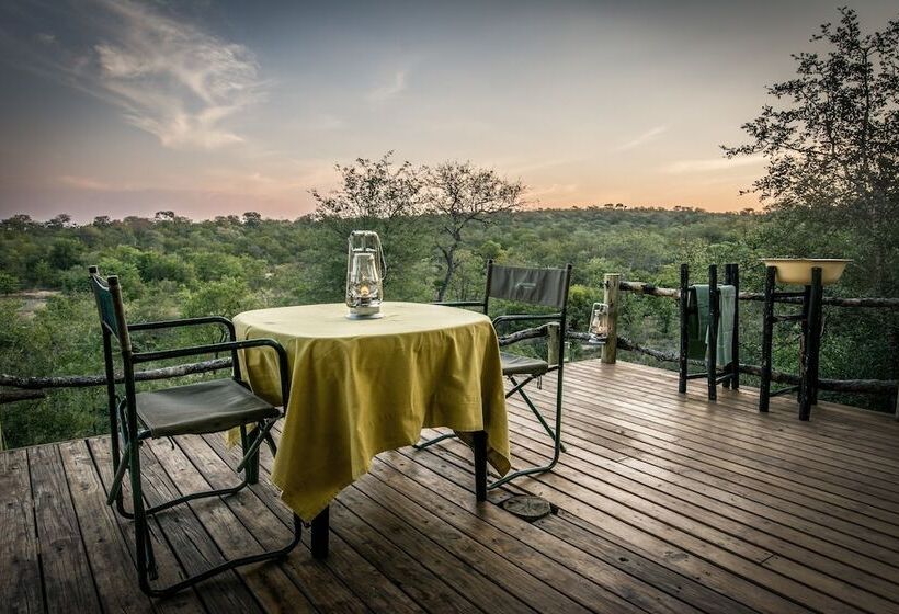 فندق Garonga Safari Camp