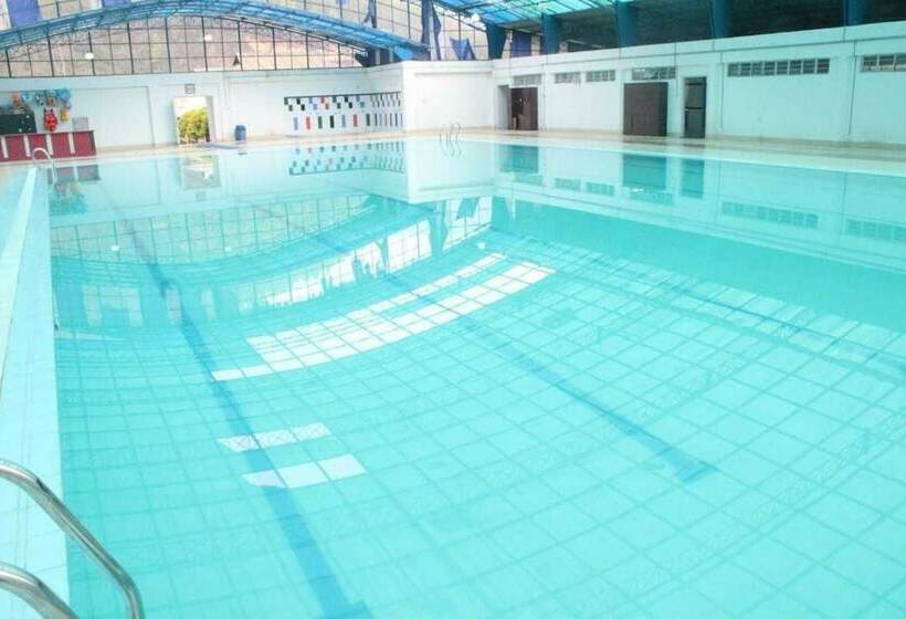 酒店 Golden Mahseer Riverside Resort