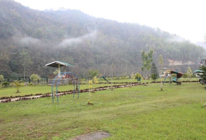 酒店 Golden Mahseer Riverside Resort