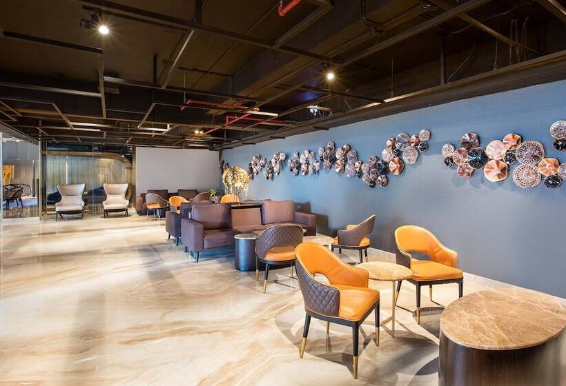 酒店 Morazen Surabaya