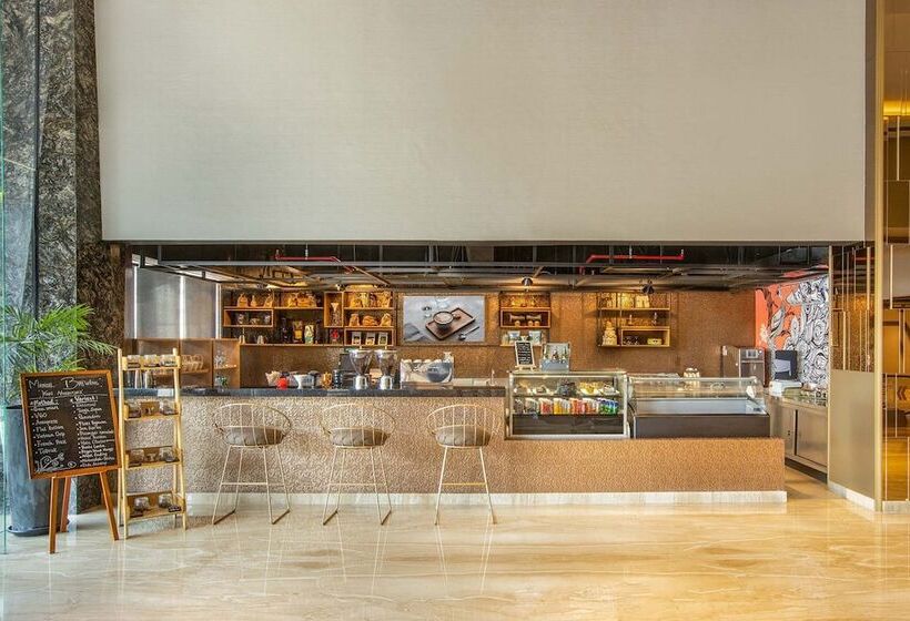 酒店 Morazen Surabaya