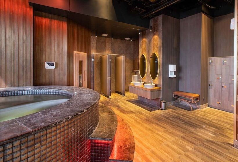 酒店 Morazen Surabaya