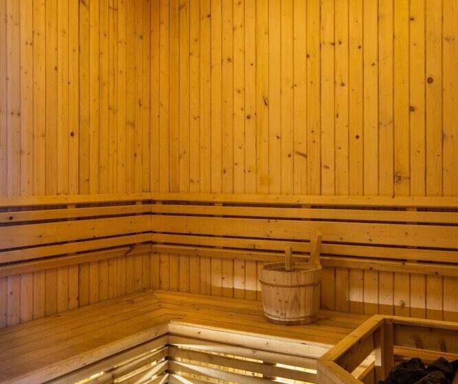 酒店 Morazen Surabaya