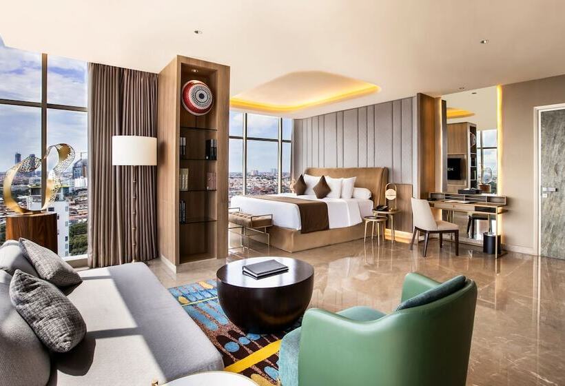 酒店 Morazen Surabaya