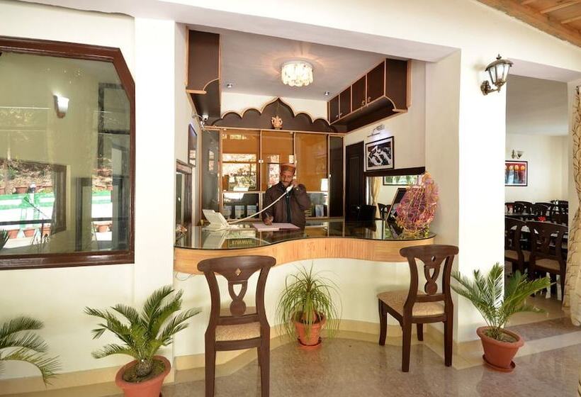 فندق Green Oak Resort