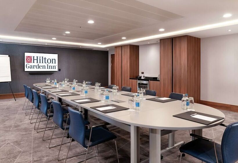酒店 Hilton Garden Inn London Heathrow Terminal 2 And 3