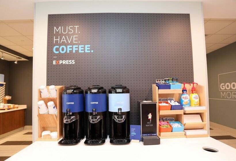 ホテル Holiday Inn Express & Suites   Forney, An Ihg