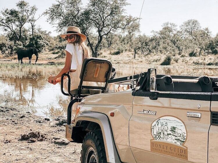 فندق Honeyguide Khoka Moya Camp