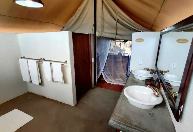 فندق Honeyguide Khoka Moya Camp