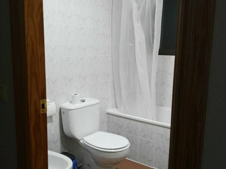هتل Hostal Nilo