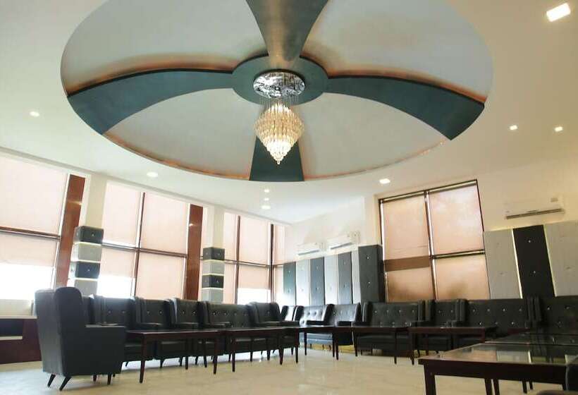 Отель Hunky Dory Resort