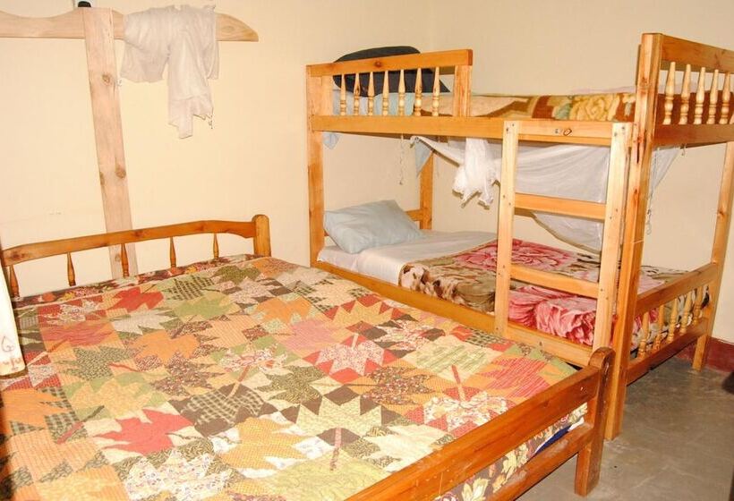 هتل Kabale Backpackers