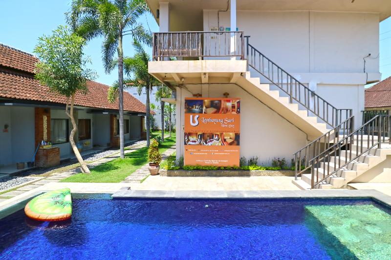 בית מלון כפרי Lembayung Sari Homestay