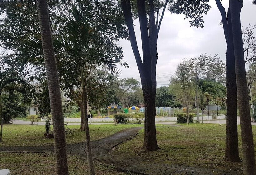 Отель Poolvilla Chiangmai