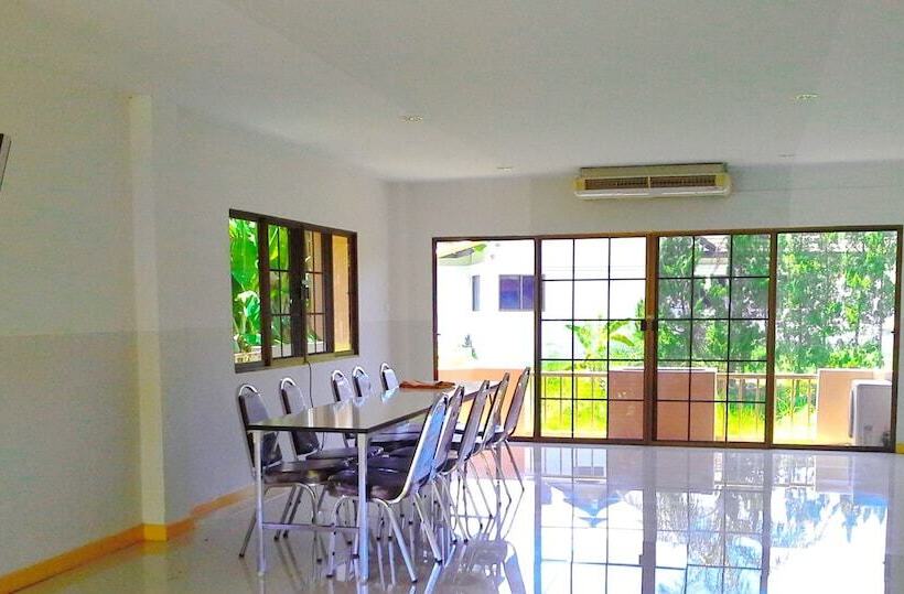 هتل Poolvilla Chiangmai