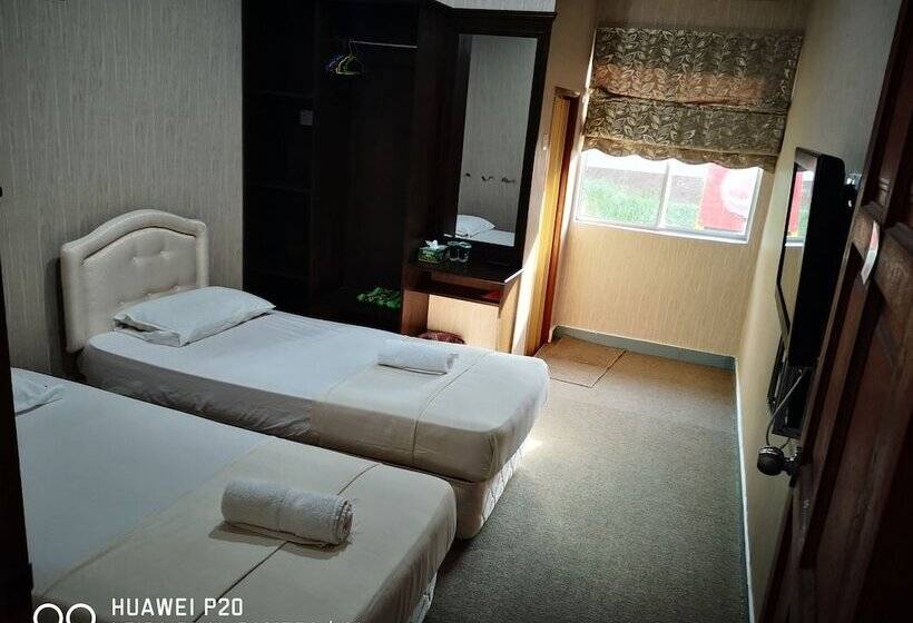 فندق Marang Village Resort & Spa