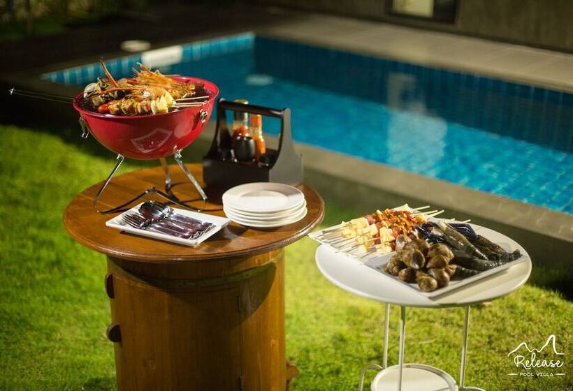 Отель Release Pool Villa Resort