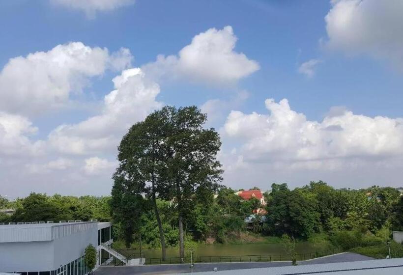 ホテル River Residence Saraburi