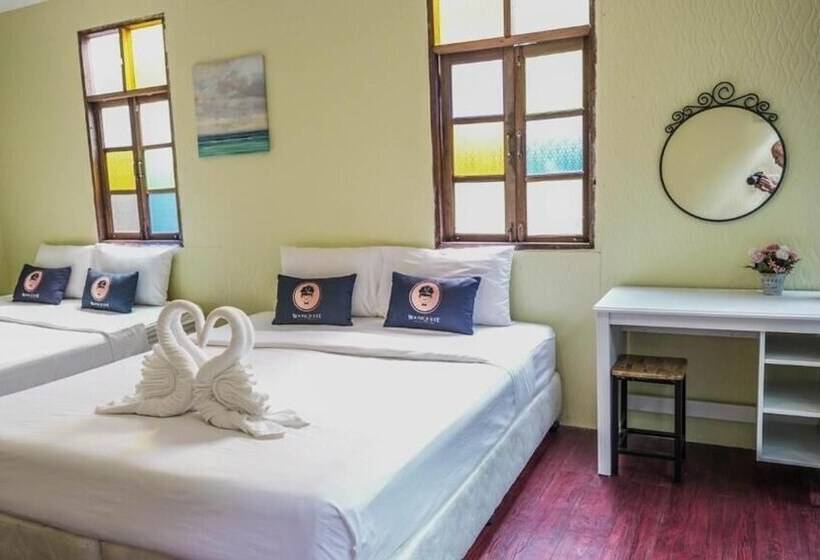 Отель Roomquest Amphawa Floating Market