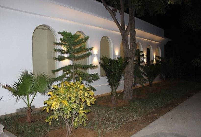 فندق Shubham Resort