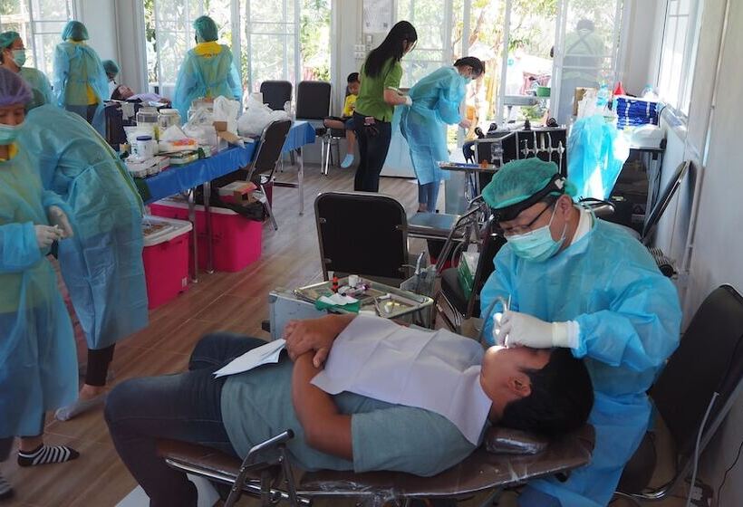 ホテル Suansaimai Resort