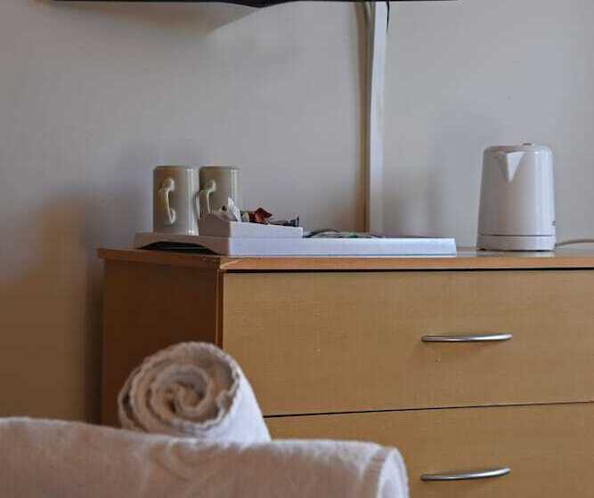 בית מלון כפרי The Hope