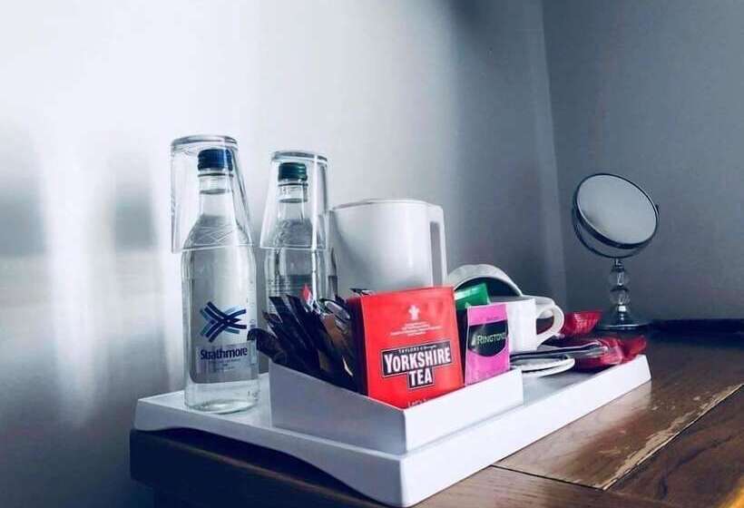 בית מלון כפרי The Orange Tree