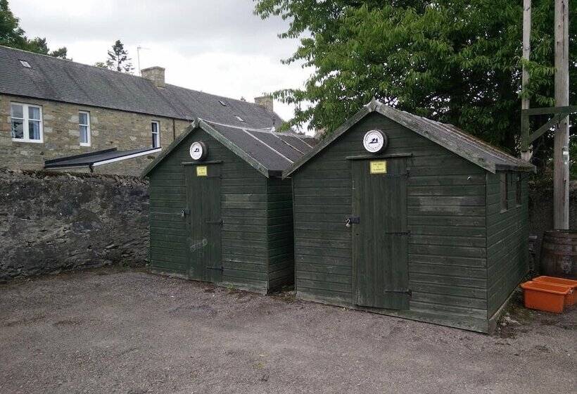 Отель The Smugglers Hostel