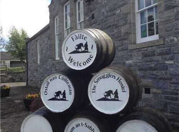 Отель The Smugglers Hostel