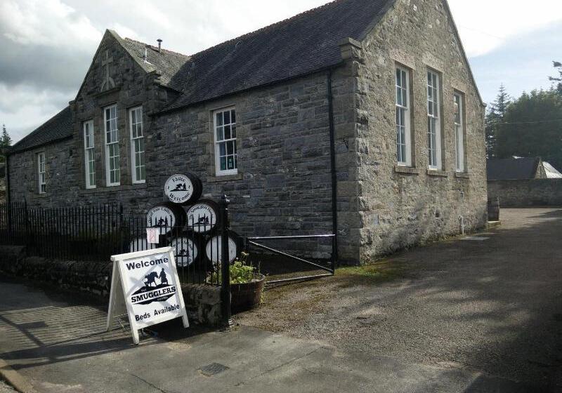 Отель The Smugglers Hostel