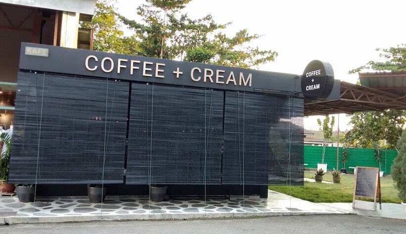 ホテル The Wood Boutique