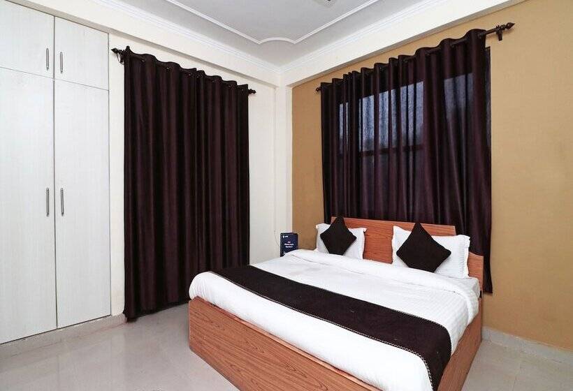 فندق Uk Retreat By Oyo Rooms