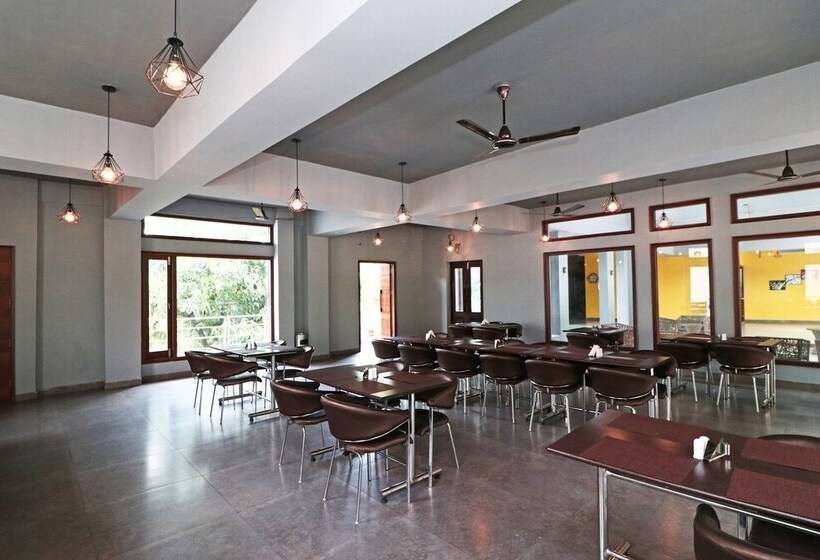 فندق Vasavana A Boutique Resort By Oyo Rooms