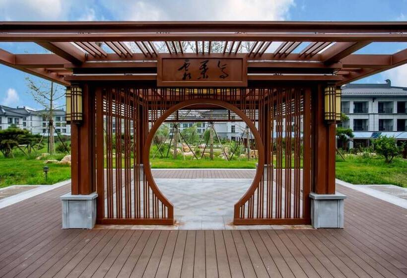 ホテル Yun Zen Jinling Acrobatics